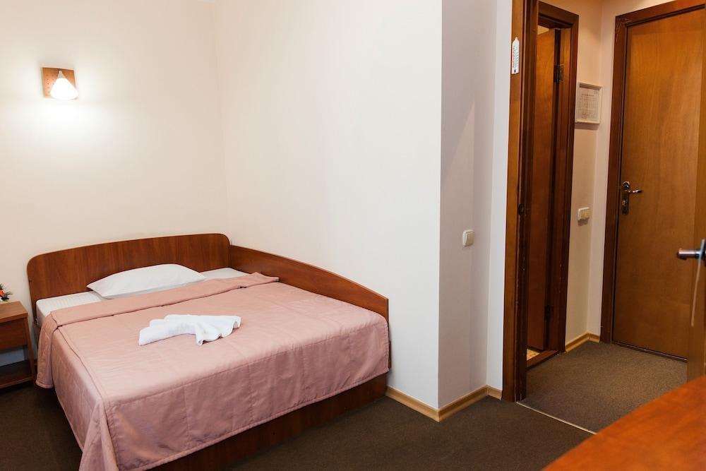 U Fontana Hotel Minsk Ngoại thất bức ảnh