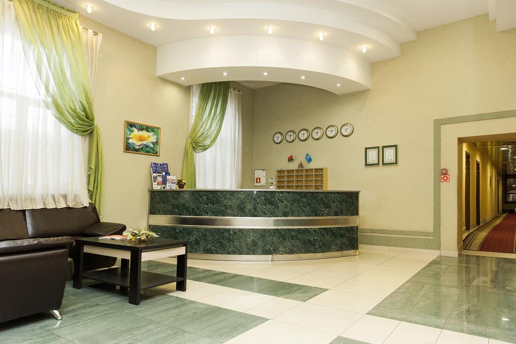 U Fontana Hotel Minsk Ngoại thất bức ảnh