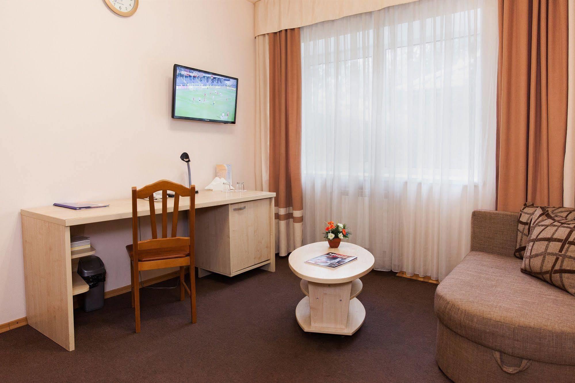 U Fontana Hotel Minsk Ngoại thất bức ảnh